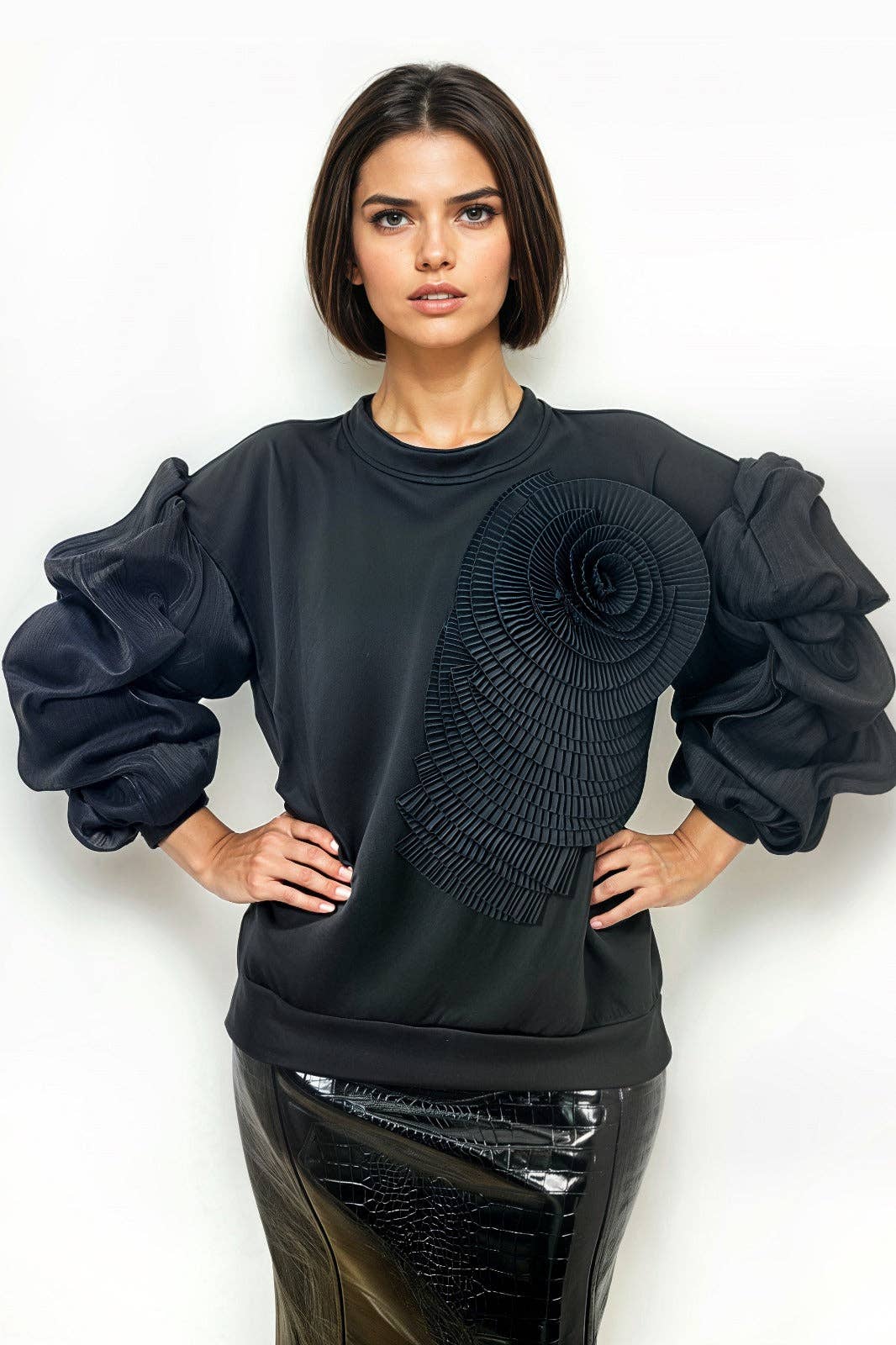 NEISHA BLACK ROUND NECK OVERSIZED LONG SLEEVE SWEATER TOP